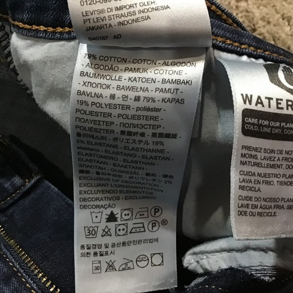 Levi Strauss Women's Jeans 14 Classic Boot Cut Dark Wash - Picture 9 of 14